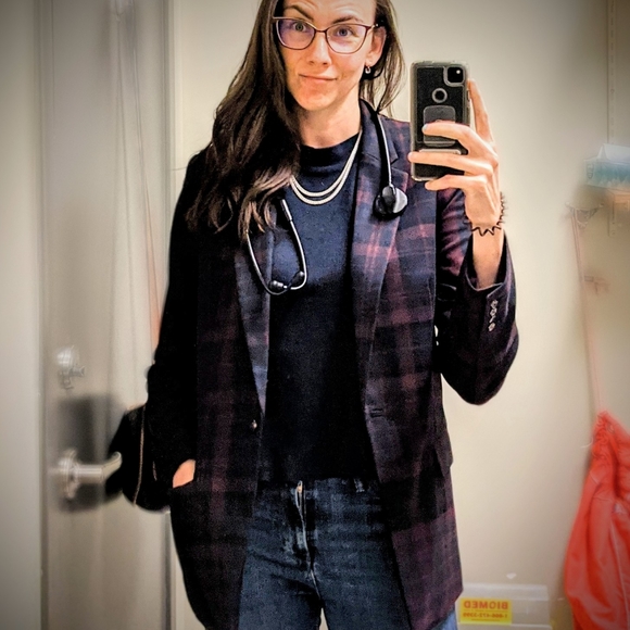 Meet your Posher, Kelly - Picture 4 of 4